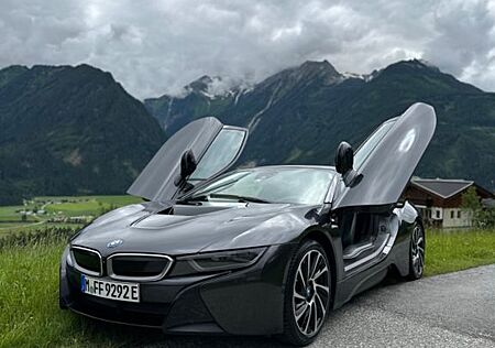 BMW i8 Protonic Frozen Black Edtion Protonic Fro...