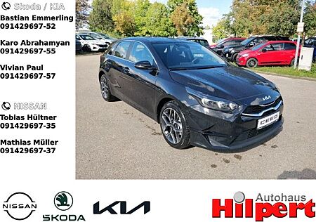 Kia Cee'd CEED Spirit 1.5T 140PS RFK NAVI AHK JBL 17"ALU S