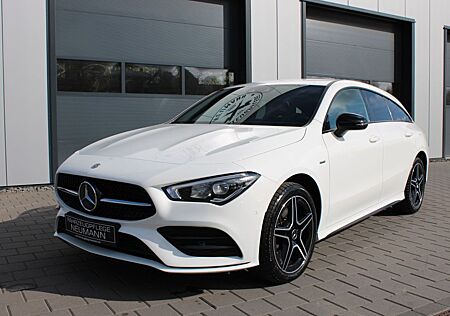 Mercedes-Benz CLA 250 Shooting Brake AMG NIGHT NAVI LEDER PDC