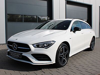 Mercedes-Benz CLA 250 Shooting Brake AMG NIGHT NAVI LEDER PDC