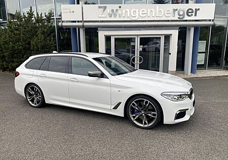 BMW M550d xDrive Touring Vollausstattung Head-Up