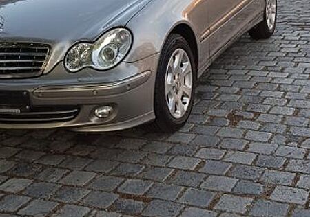 Mercedes-Benz C 220 CDI T ELEGANCE Elegance