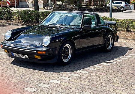 Porsche 911 Urmodell 911 Carrera 3,2 Targa