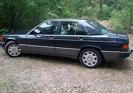 Mercedes-Benz 190 gebraucht kaufen Mercedes-Benz 190 D, Oldtimer, H, Saison, AHK ESD