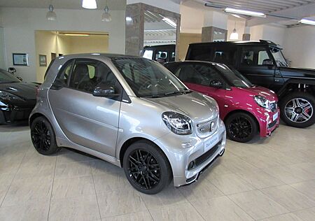 Smart ForTwo Coupe Brabus tailormade 15th ANNIVERSARY