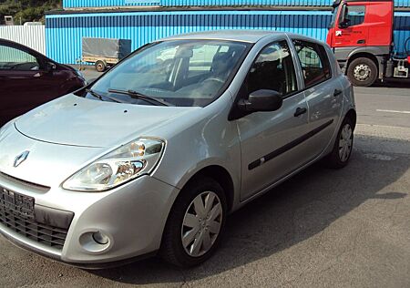 Renault Clio III Expression-1.2 Liter