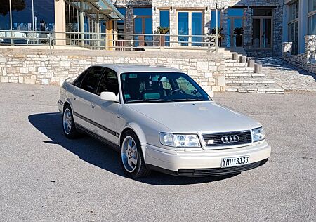 Audi S4 (C4) 100 2.2 quattro turbo 20v