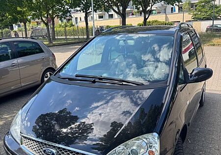 Ford Galaxy 1.9TDI 110kW Ghia 7-sitzig Ghia