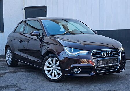 Audi A1 1.6 TDI 66kW S tronic Attraction*Voll Ausst*