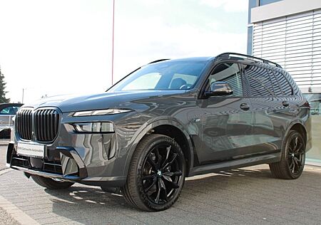 BMW X7 xDrive40d M Sport pro SkyLounge AHK Massage