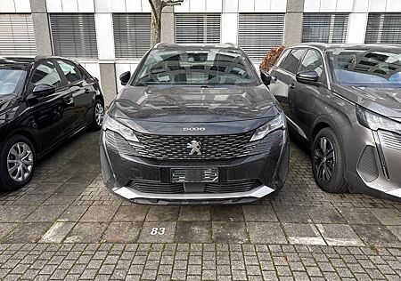 Peugeot 5008 1.5 Blue-HDI FAP Allure Pack AT 7-Si+Navi+R