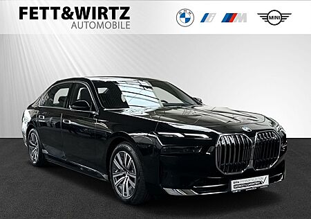 BMW 750e xDrive SkyLounge|Driving&ParkingAss.Prof.