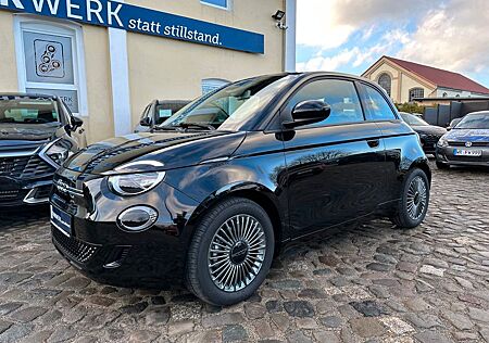 Fiat 500 e *Akku 42 kWh, RW 312km,*stark Reduziert