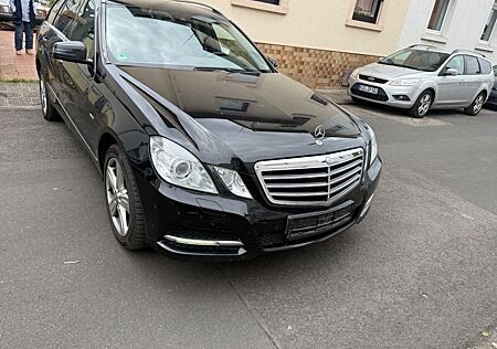 Mercedes-Benz E 350 E -Klasse T-Mod 4Mat