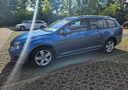 VW Golf Volkswagen 1.4 TSI 90kW BMT Comfortline Variant Co...