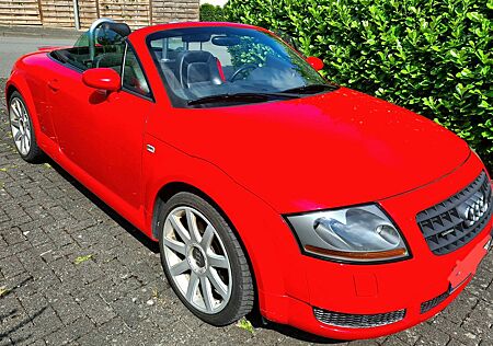 Audi TT Roadster 1.8T 110KW -