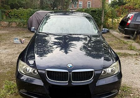 BMW 320i - 3er