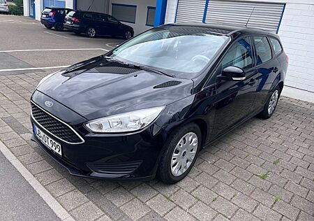 Ford Focus 1,0 EcoBoost 74kW Ambiente Turnier Amb...