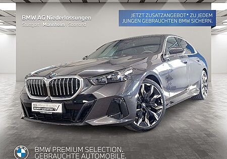BMW 520d xDrive Limousine M Sport Standheizung LED