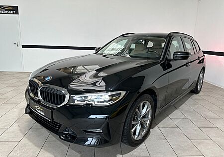BMW 320d xDrive Touring Sport Line Aut. Navi*Leder*