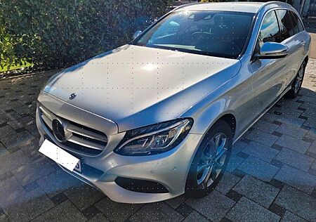 Mercedes-Benz C 220 d 4MATIC T Autom. -