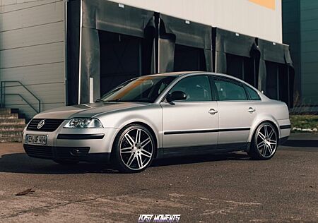 VW Passat Volkswagen 2.0 96kW Trendline Trendline