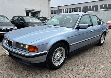 BMW 750i *2. Hand*Rostfrei*Wie Neu*1. Lack*