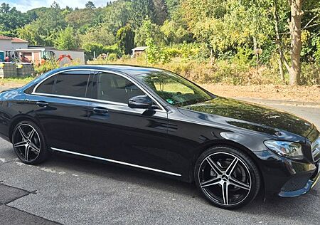Mercedes-Benz E 200 Autom. -