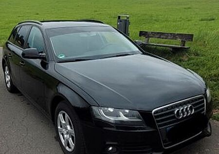Audi A4 2.0 TDI (DPF) Avant -- Tüv 12.2026--