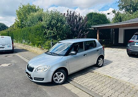 Skoda Fabia * 1 Hand* Nur 69 Tsd Km* TÜV 11/26*Scheckh