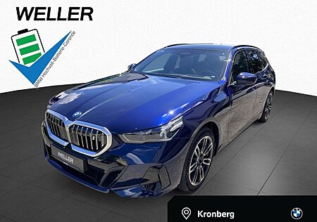 BMW i5 xDrive40 T M SPORT AdLED,AHK,Pano,H/K,DAPro