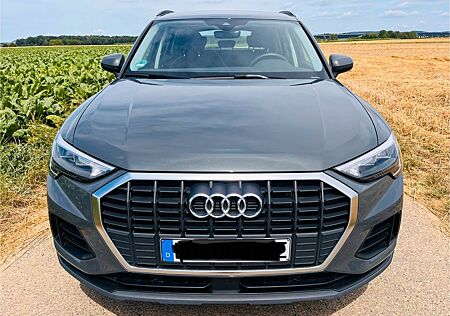Audi Q3 45 TFSI e S tronic -
