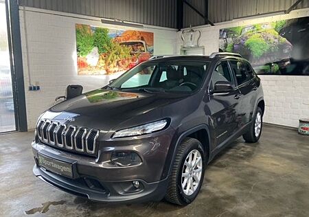 Jeep Cherokee Longitude 4WD 86000 km. AHK