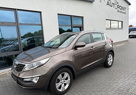 Kia Sportage Vision 2WD KLIMA TEMPOMAT PDC SH USB