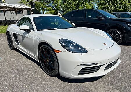 Porsche Cayman S 718