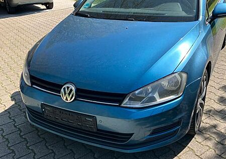 VW Golf Volkswagen 2.0 TDI DSG BMT CUP CUP