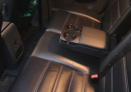 Ford Kuga 2,5 4x4 Titanium 5-tronic Titanium