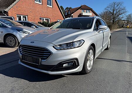 Ford Mondeo Turnier Titanium *FACELIFT+131TKM+1HAND*