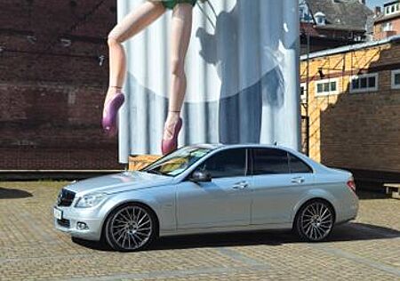 Mercedes-Benz C 350 ELEGANCE Autom. ELEGANCE