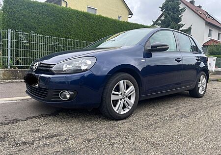 VW Golf Volkswagen 2.0 TDI MATCH MATCH AHK TüV neu