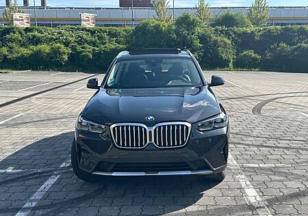 BMW X3 xDrive30i PANO/Laser/Leder