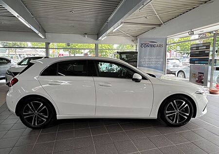 Mercedes-Benz A 180 A 180d Progressive Advanced+Direktlenkung+Carbon