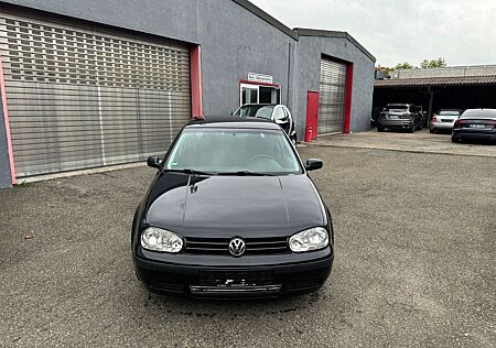 VW Golf Volkswagen 1.6 Auto Basis