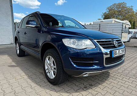 VW Touareg Volkswagen 3.0 V6 TDI - Top Zustand