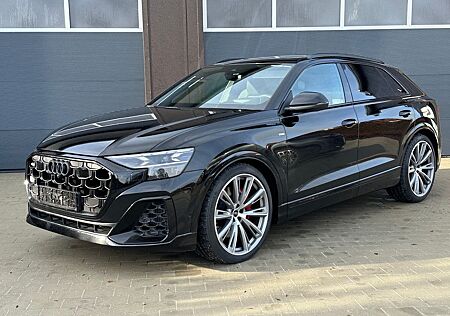 Audi Q8 SUV 55 TFSIe qu. S-line MASSAGE PANO AHK