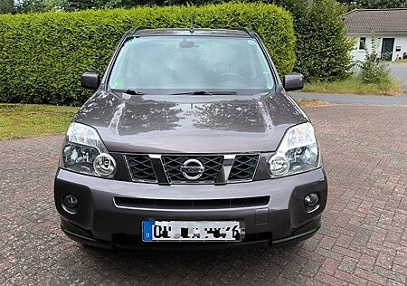 Nissan X-Trail 4x4 PLATINUM 2.0 dCi DPF 110kW