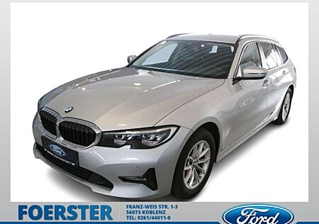 BMW 320 d Aut. Touring Navi AHK LED 3-Zonen-Klima Pa