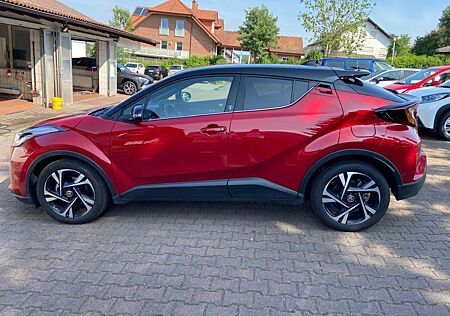 Toyota C-HR 2.0 Hybrid Team Deutschland