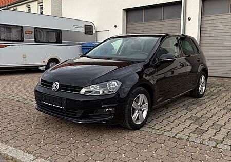 VW Golf Volkswagen 1.2 TSI BMT Comfortline