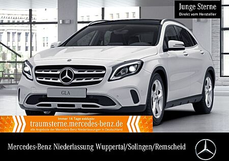 Mercedes-Benz GLA 180 Urban/Pano/Navi/LED/PTS/LaderaumP/Sitzh